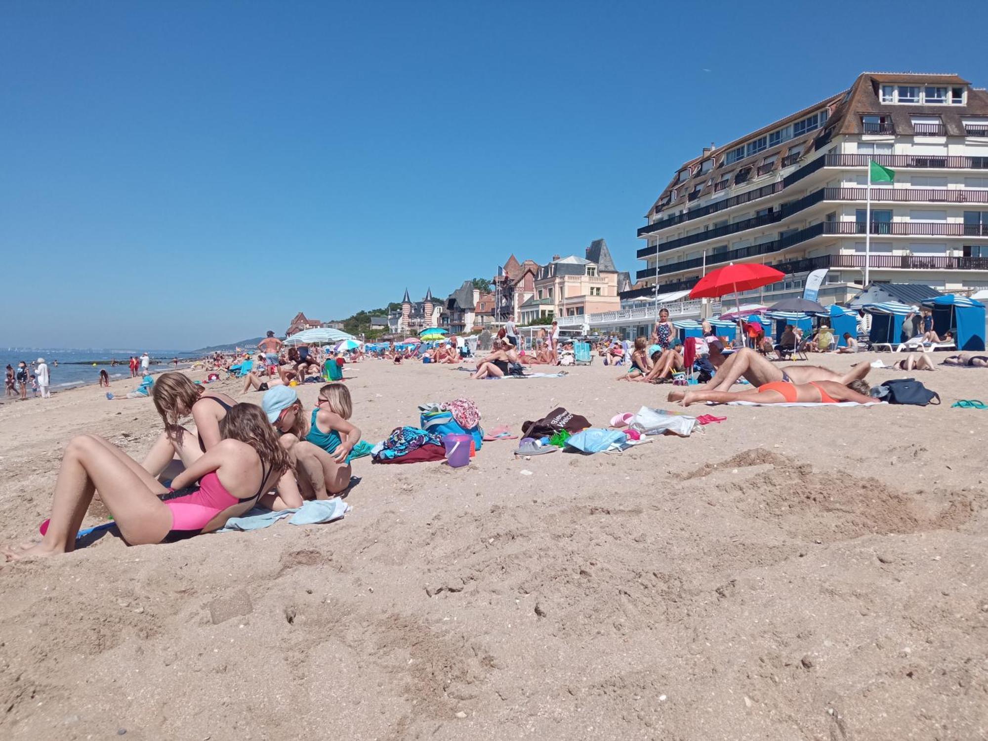 Appartement 45M2 - Proche Deauville - Vue Mer Bénerville-sur-Mer エクステリア 写真